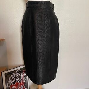 Tony Lambert Leather Skirt | Embossed Animal Print Pattern | Size 8